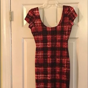 Red plaid body fitting dress size small